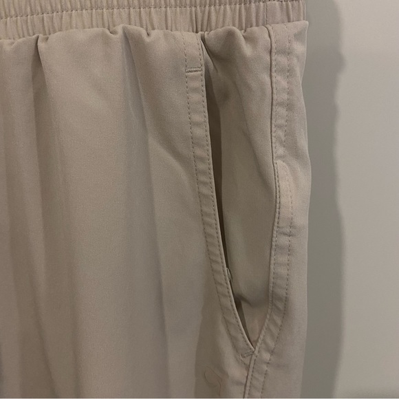 Gap Fit high rise runaround pant, NWOT - Picture 6 of 8